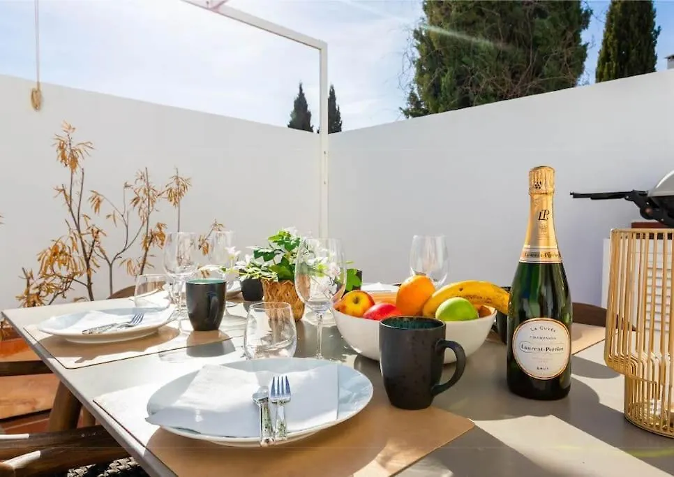 Modern 5 Bedroom Villa, Private Pool, Mijas Golf Santa Fe de los Boliches 0*,  Spain