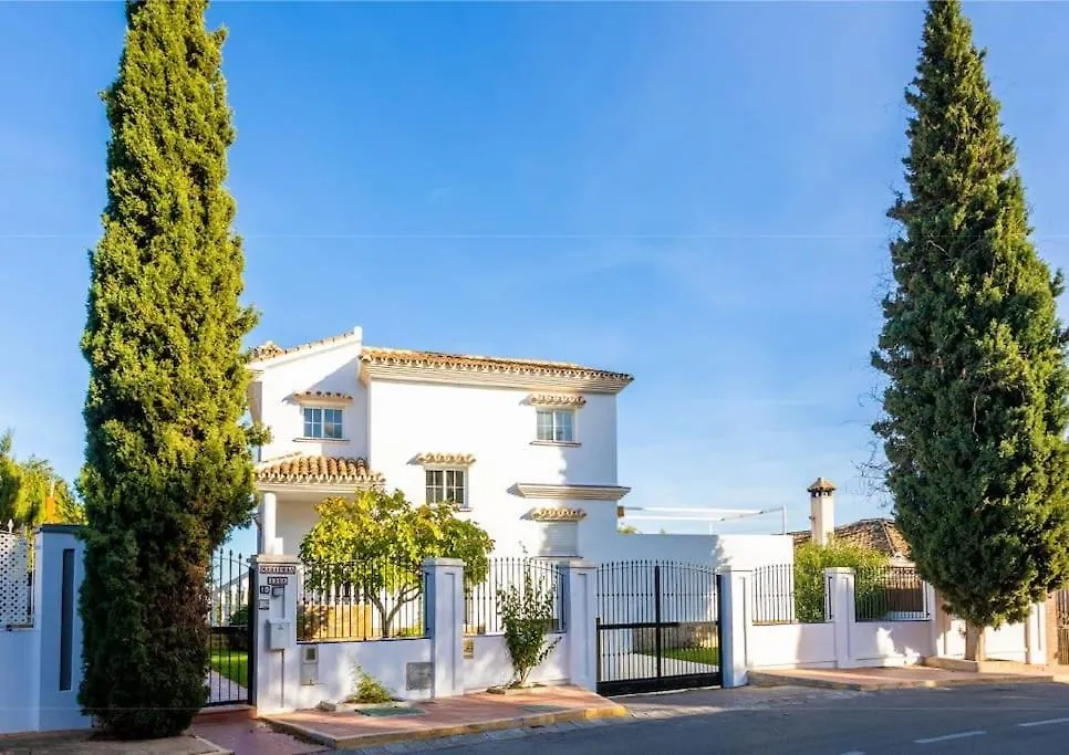 Villa Modern 5 Bedroom Villa, Private Pool, Mijas Golf Santa Fe de los Boliches